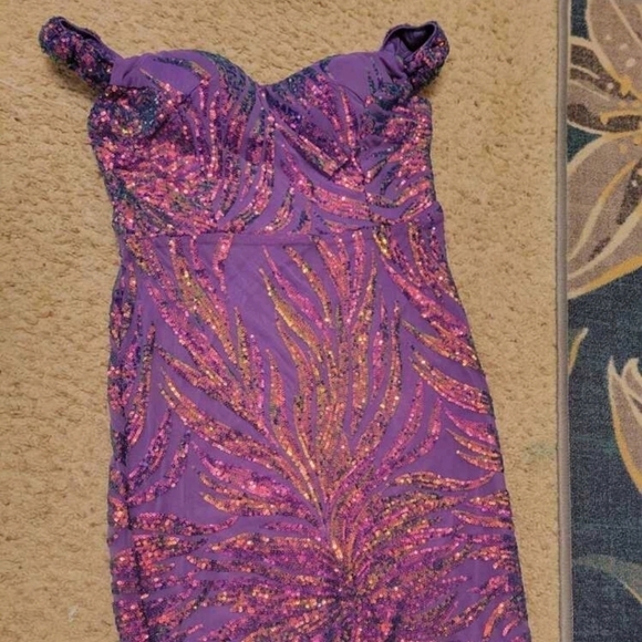 Purple,  Graphic,  Random Print,  Contrast Sequined, Off Shoulder Mermai… - Picture 11 of 13